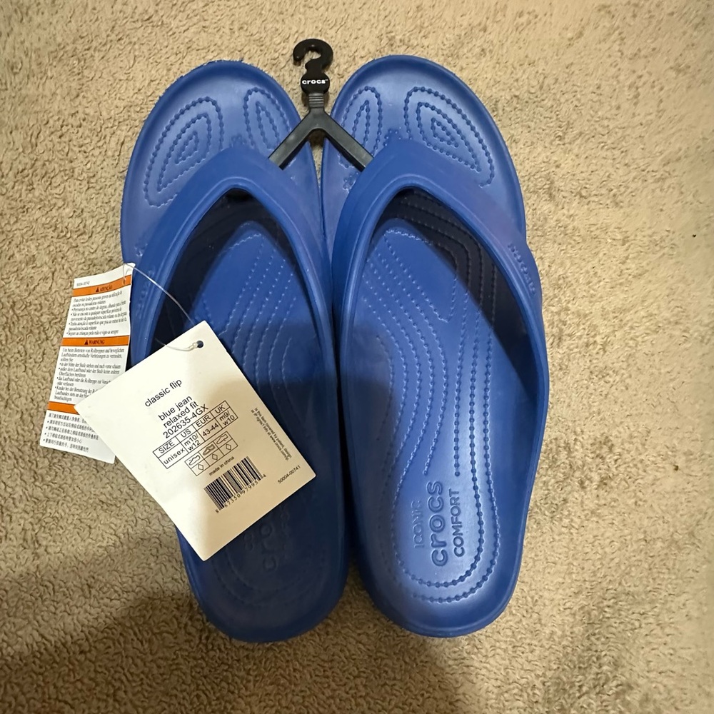 CROCS Vibrant Blue Sandals - Picture 4 of 5